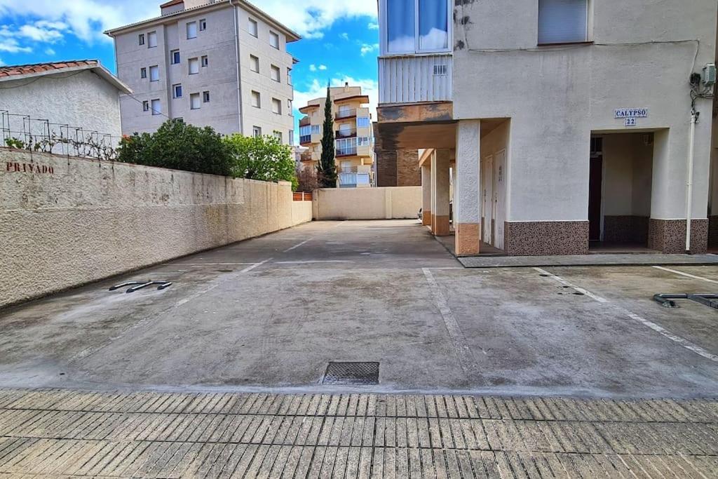 Sunrisemare Vacational Studio Roses Exterior photo